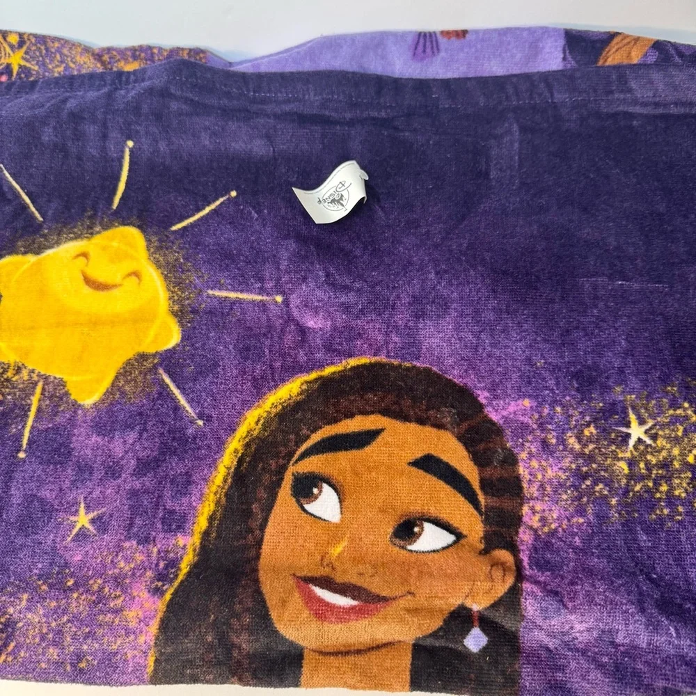 NWT. Disney beach towel .Asha and Star Large Beach Towel, Disney's movie Wish